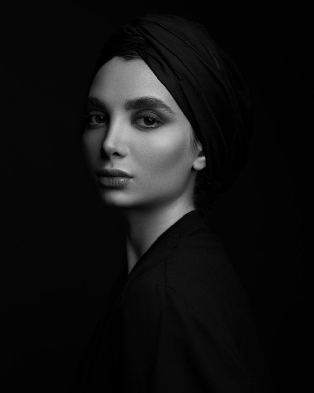 portrait, girl, eyes, lips, beautiful, studio, glamour, cute, pretty, style, eye, model, face, makeup, young, skin, headshoot Marjan фото превью