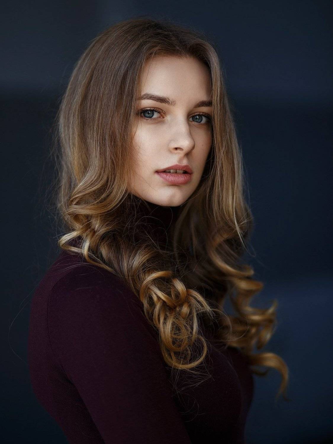 портрет девушка, Михаил Корнилов