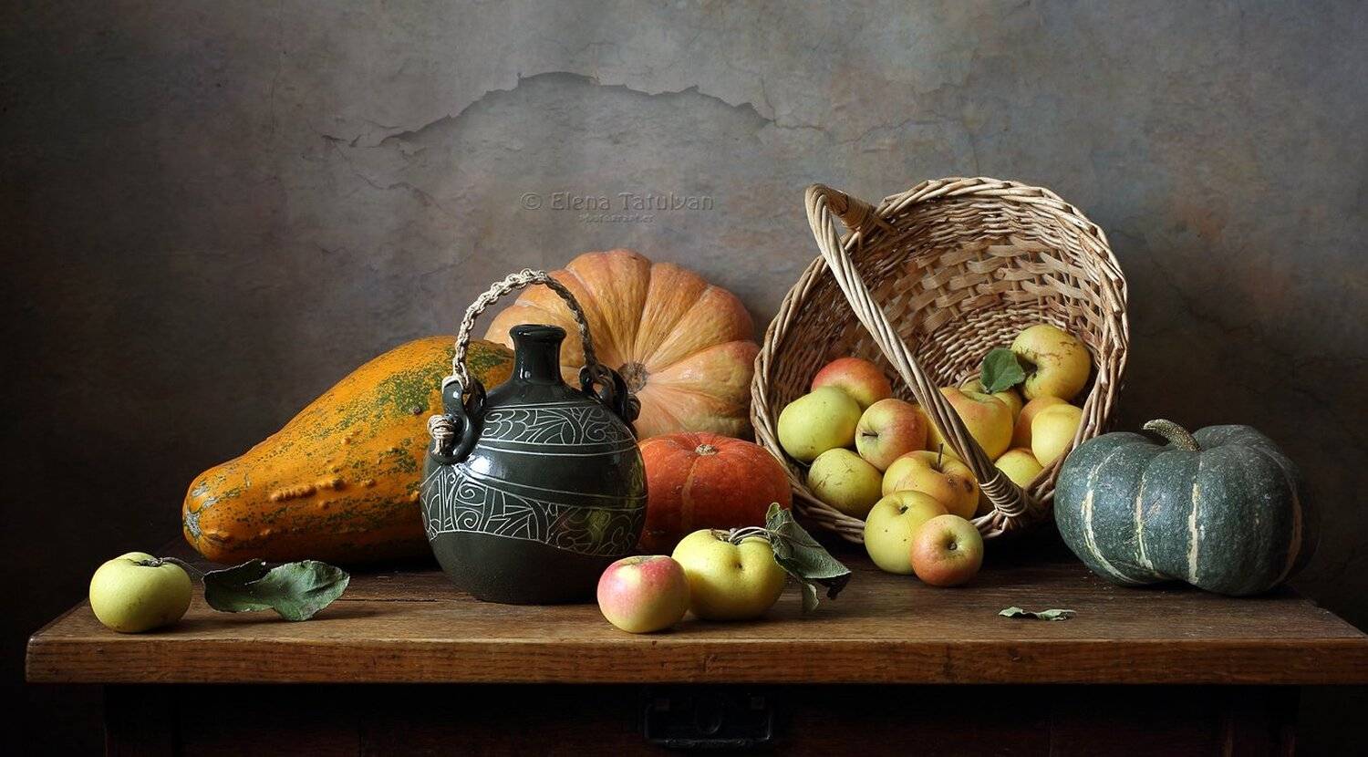 тыквы, яблоки, корзина, бутылка, керамика,, Елена Татульян