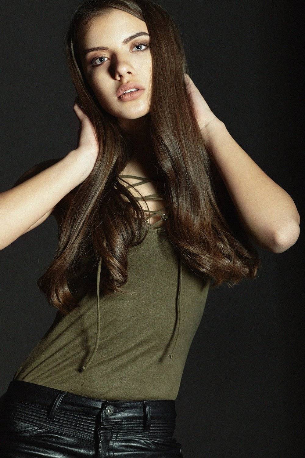 Light, Asen Andreev , Asen Andreev Photography, Portrait, Studio, Model, Pose, Posing, Fashion, Portrait, Color Image, asen