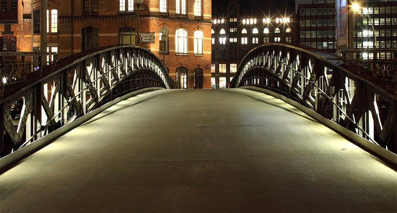 германия, гамбург, мост, ночь из серии каналы и мосты фото превью