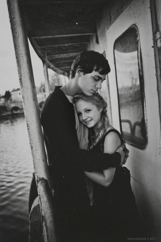 beside... фото превью