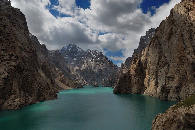 киргизия, горы, озеро Озеро Кель-Су фото превью