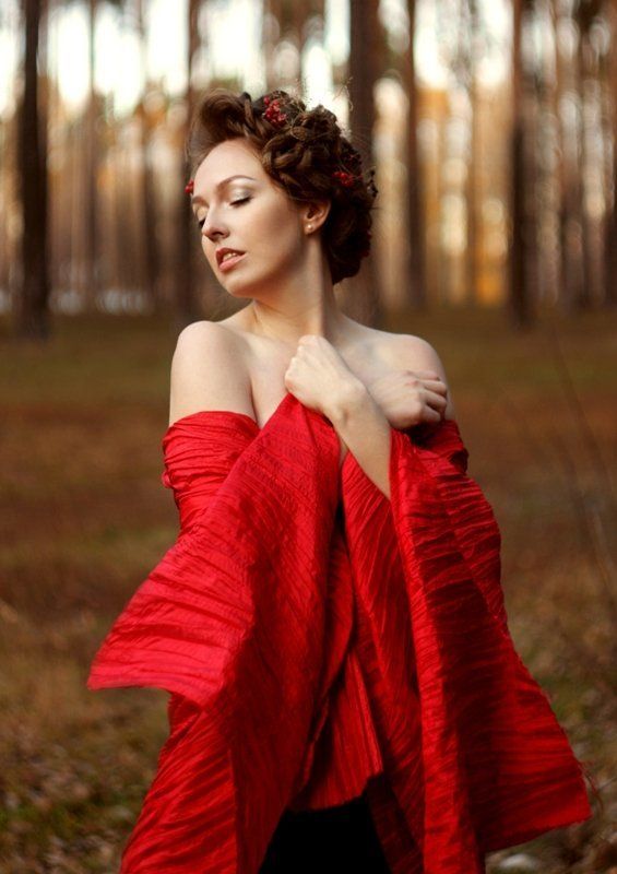 Красное фото превью