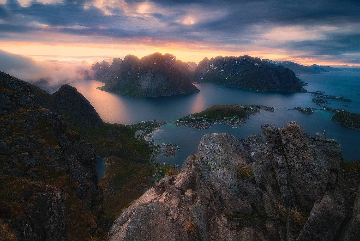 lofoten, landscape, sunset, norway, lofotenislands, reinebringen, Csomai David