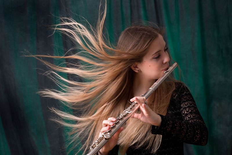 портрет, флейта, музыка, девушка, артистка, красота, искусство, фото, Олег_Грачёв,Oleg_Gracev, art, beauty,canon,canonlens, Ольга фото превью