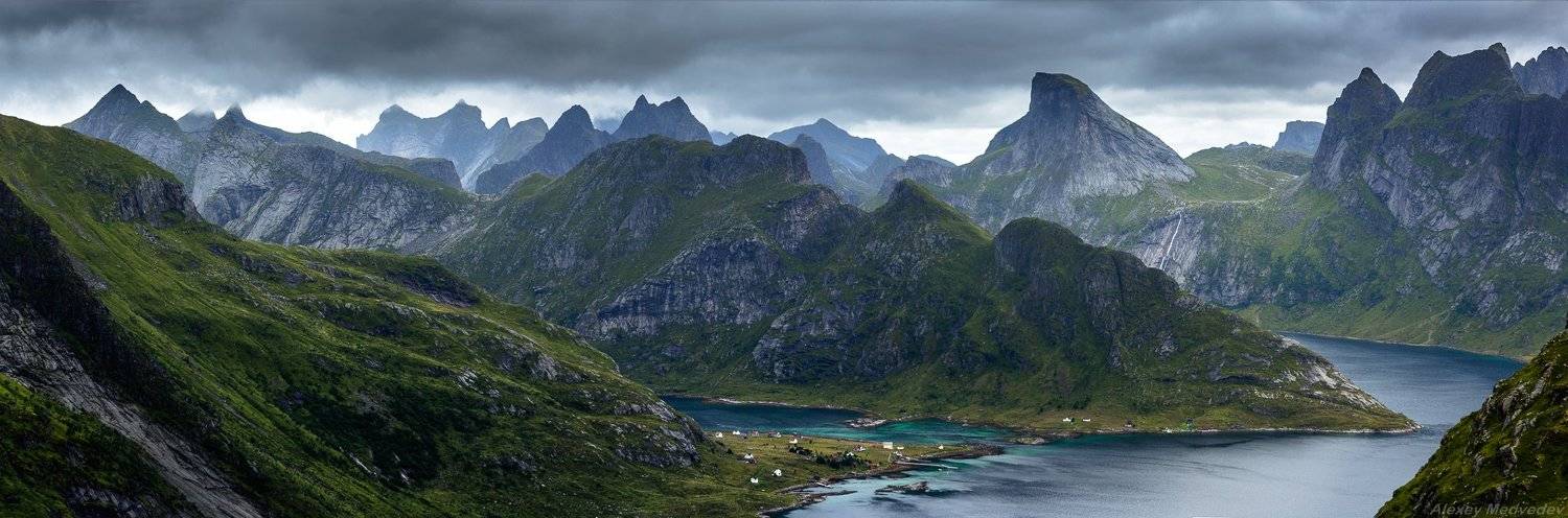 lofoten, summer, norway, cold, fjord, dark, rocks, mountains, lake, green, норвегия, север, фьорды, горы, north, лофотены, monkebu, moskenes, moskenes&oslash;ya, Алексей Медведев