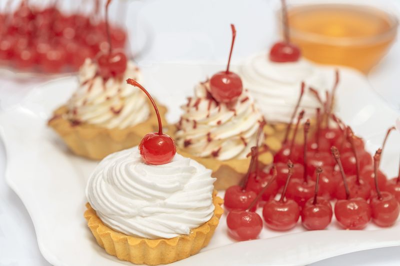 натюрморт, вишня, пирожное, белое, красное Натюрморт \