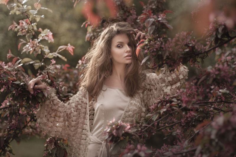 portrait women beautiful spring Spring фото превью