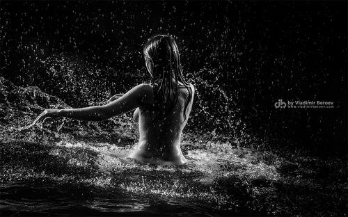 The Explosion of the Liquid. B&W. Scene 6