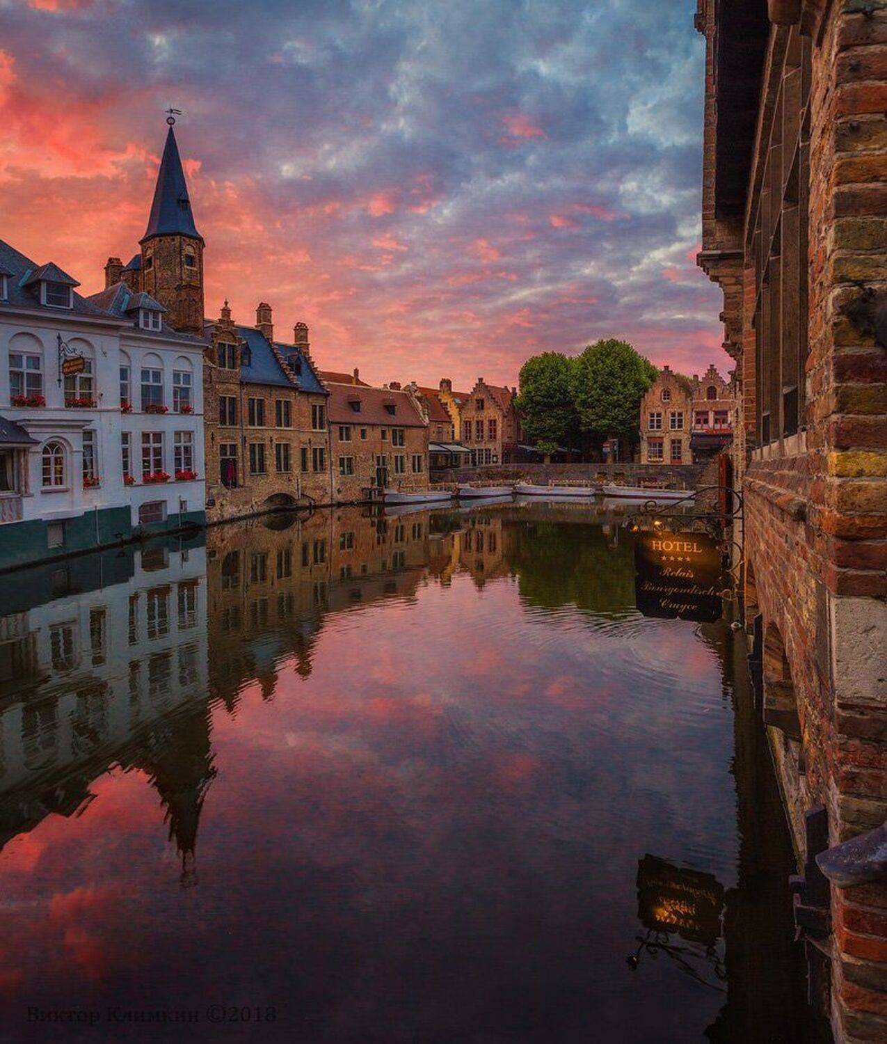 bruges, dawn, брюгге, бельгия, рассвет, утро, река, облака, Виктор Климкин
