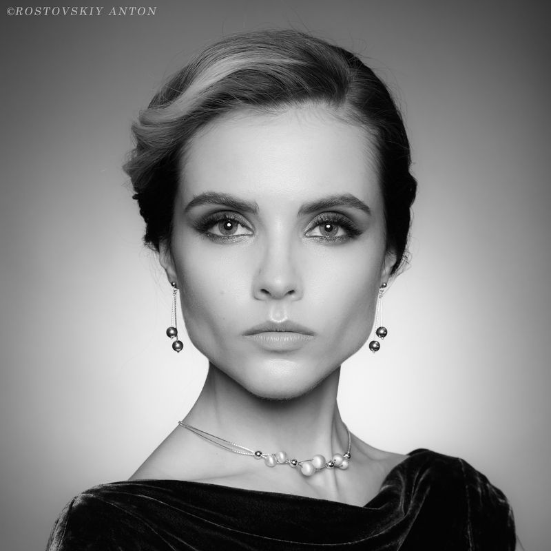 девушка, портрет, ЧБ, взгляд, глаза,  Dasha фото превью