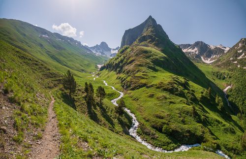 К Загеданским озёрам. Гора Шхуанта.