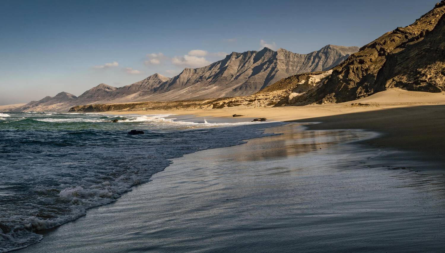 океан, пляж, горы, Александр Безмолитвенный