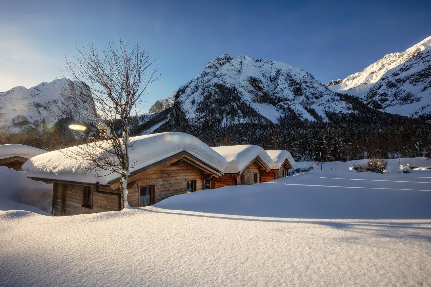 солнце, снег, сугробы, избушки, зима, дерево, горы, Sven Rok