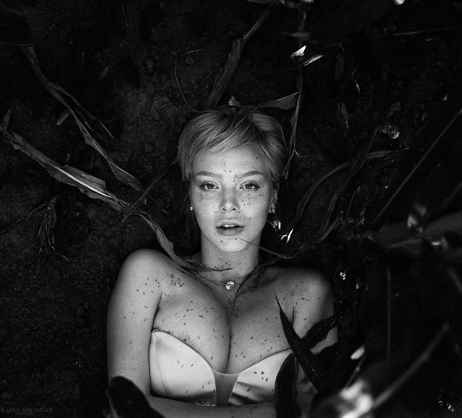 karenabramyan,portrait,art,picture,girl,dress,blackandwhite, Abramyan Karen