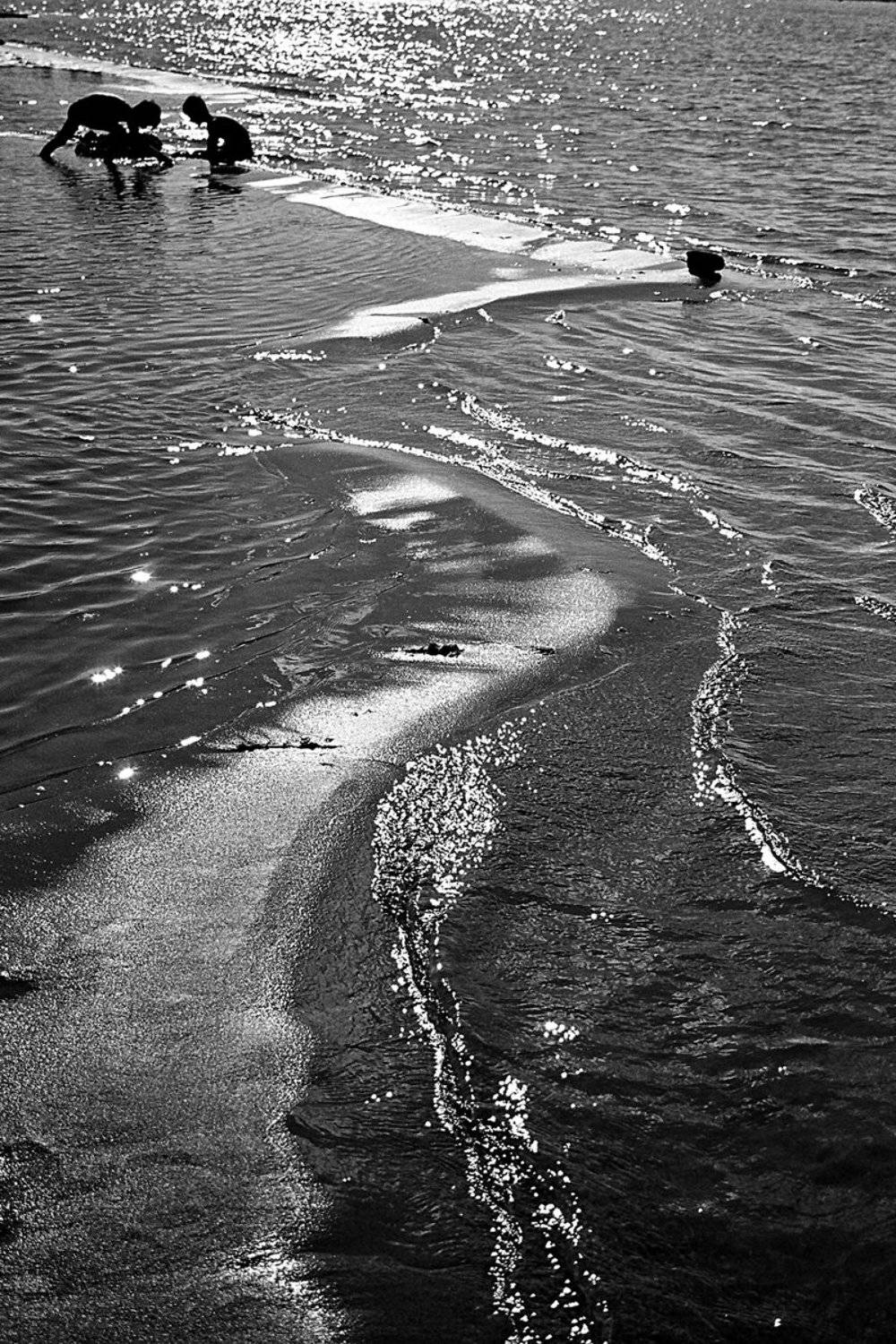 озеро, песок, берег, дети, чб, апатиты, Николай Смоляк