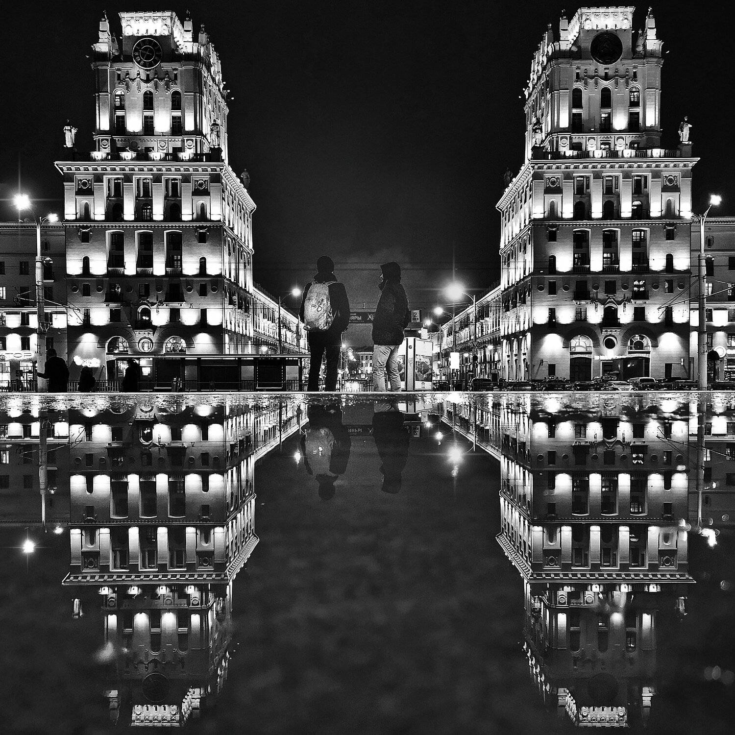 вечерний минск, городской пейзаж, вечерний город, черно-белое, b&w, black and white, черно-белое, монохром, monochrome, отражение, помолейко, huawei p 20 pro, huawei photo, huawei photographer, фотограф помолейко павел, pomoleyko, urban landscape, minsk,, Павел Помолейко
