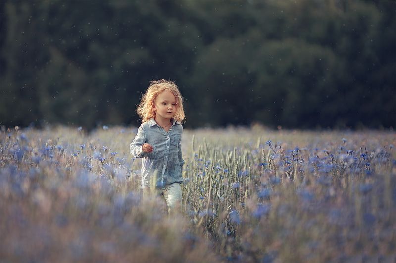 Ветер в волосах фото превью