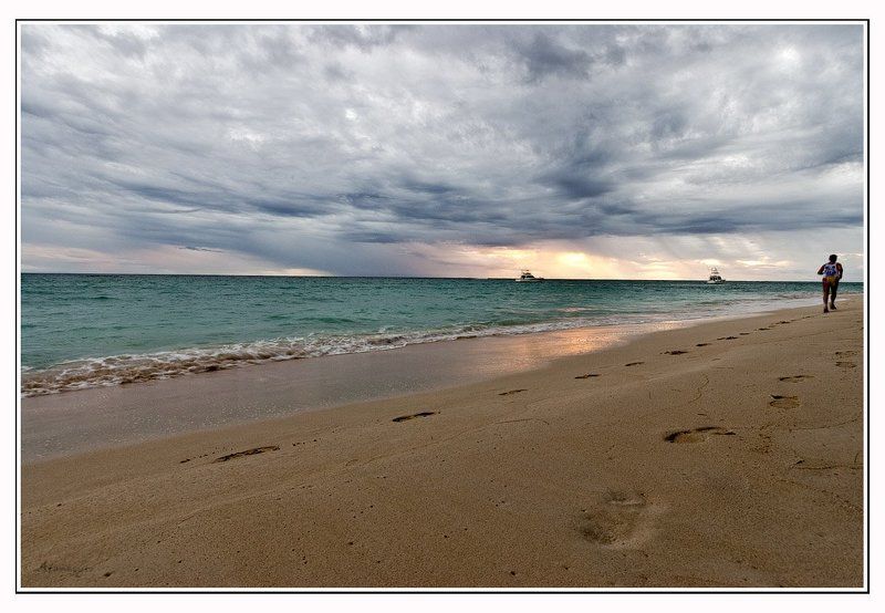 утро, атлантика, доминикана, рассвет, дождь, карибы, песок, прибой, яхта Утро нового дня фото превью