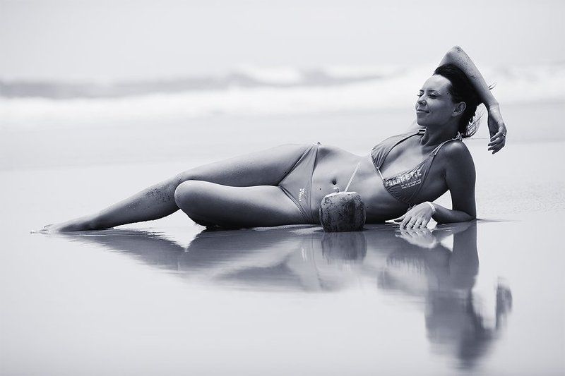 на, пляже А в мыслях все еще там... фото превью