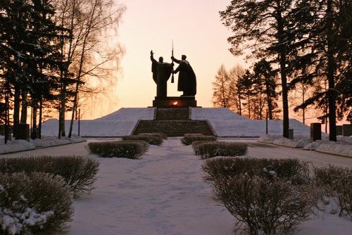 Рассвет в Лагерном Саду