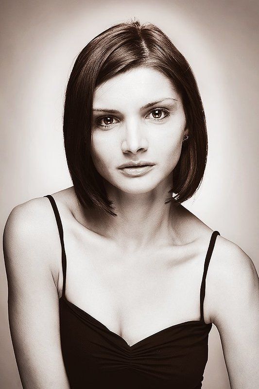 девушка, глаза Парижанка фото превью