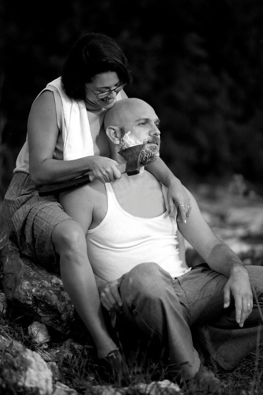 Shaving on the morning фото превью