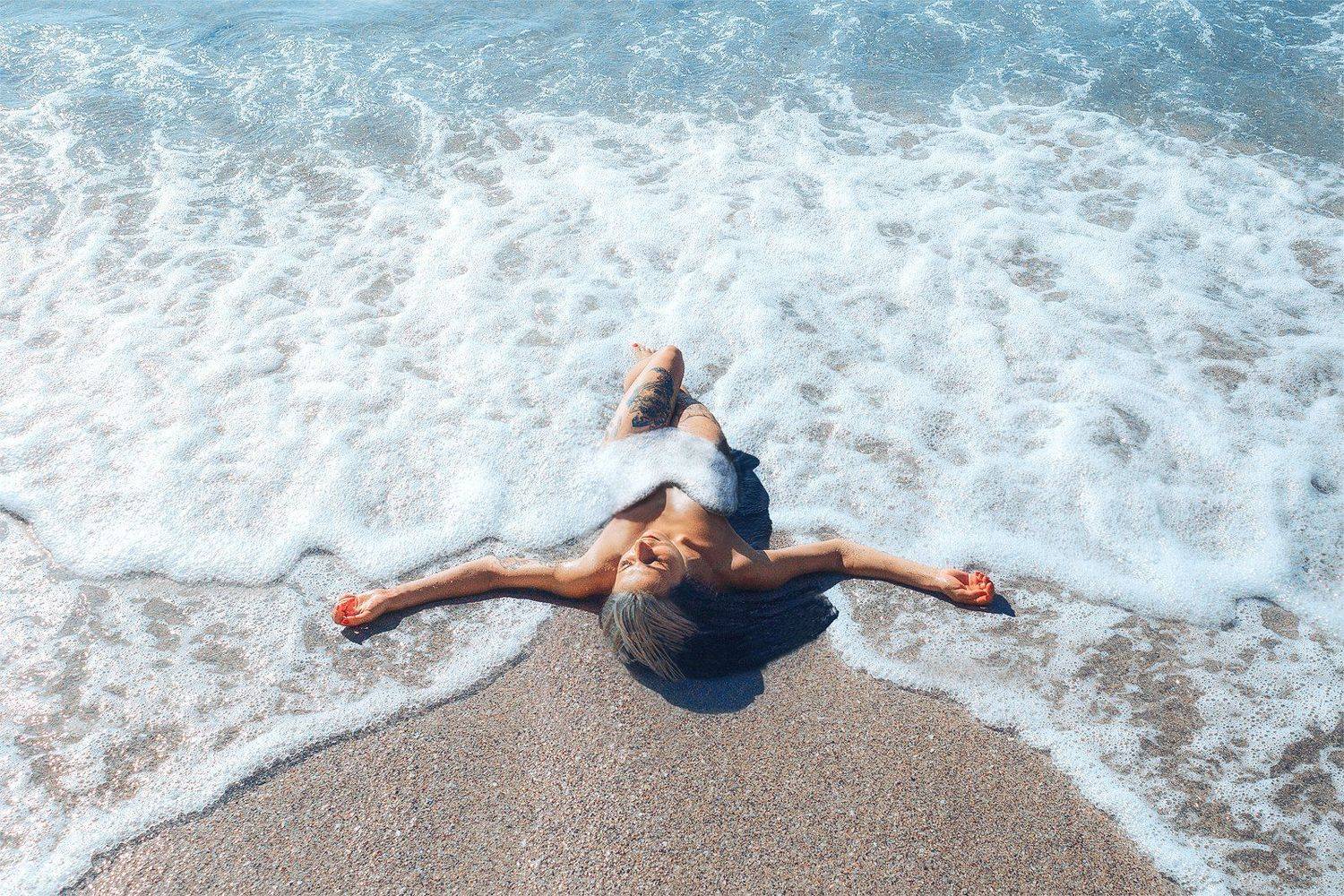 , Деян Романов