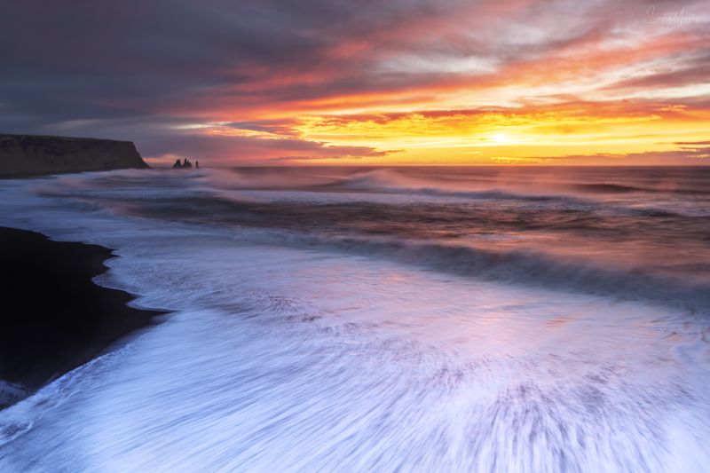 sunrise. dyrhólaey. iceland. Sunrise. Dyrhólaey. Iceland. фото превью