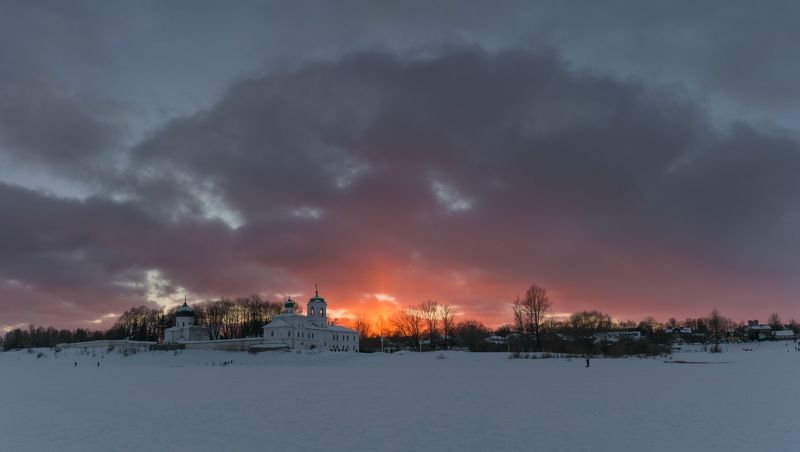 pskov, pleskau, псков, церковь, landscape, pskovregion, монастырь, sunset, закат, вечер, snow, frost, winter, зима, снег, мороз Закат фото превью