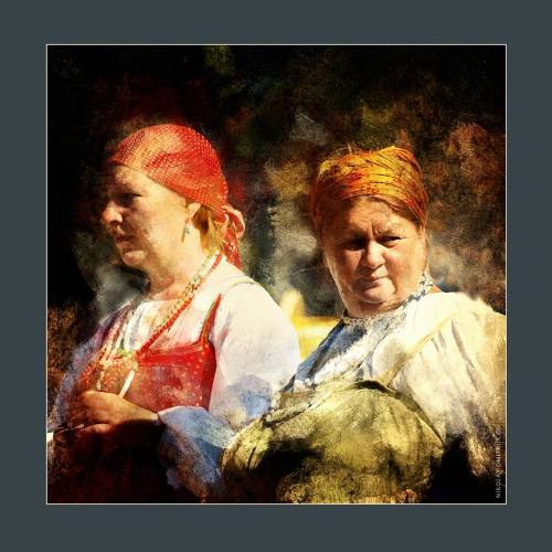 две женщины. остров Соловки