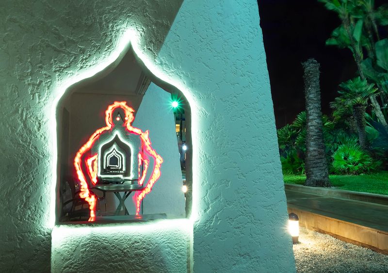 lightpainting, lightart, longexposure, nightphotography, light, night, morocco, travel, casablanca Strange hotel events in Casablanca фото превью