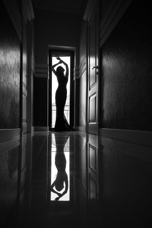 тени, красивая, черно белое Тень тайны фото превью