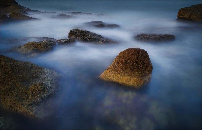 закат, зима, скалы, море, пейзаж, длинная экспозиция Прикосновение последнего луча фото превью