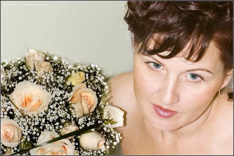 портрет,розы,букет Портрет с розами фото превью