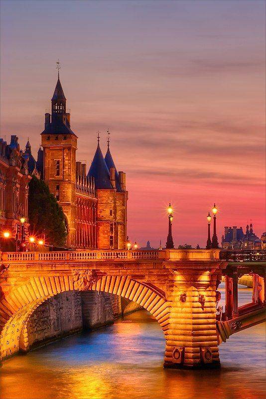 париж, Роман Быков