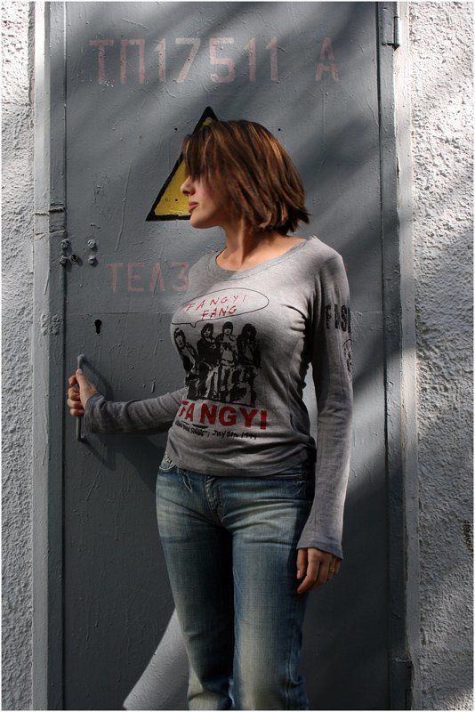 девушка, опасность Опасность! фото превью