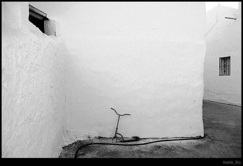 самокат, город, стены, испания, spain, nerja  фото превью