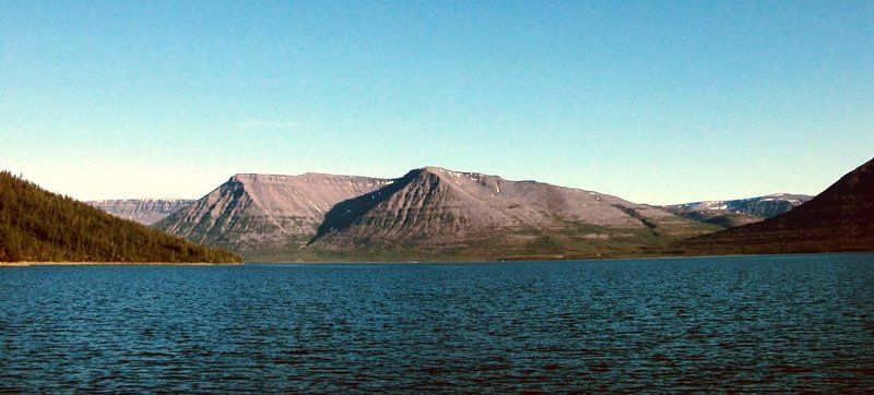 горы, вода, лама .Красноярский край фото превью