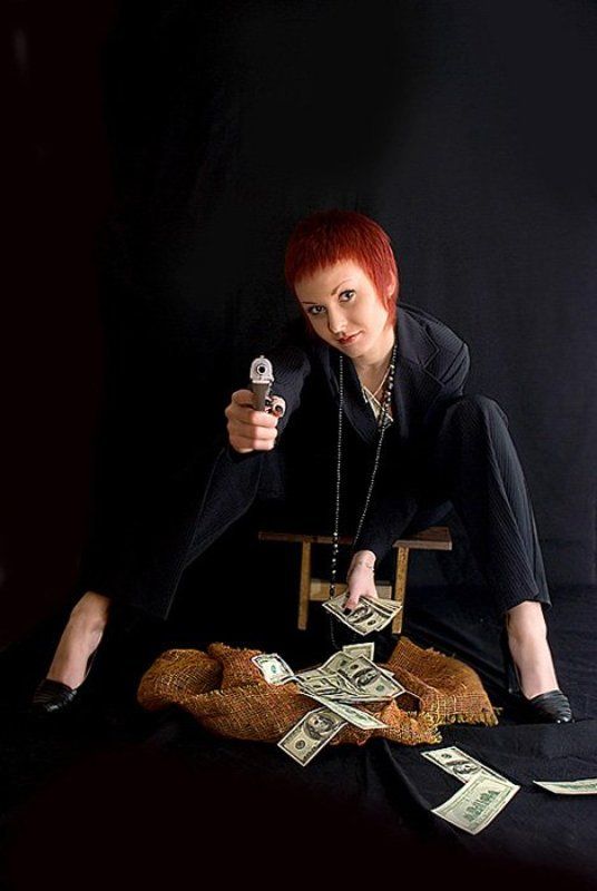 девушка, пистолет Гангстер-леди фото превью