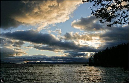 Вечер на Колвицком озере