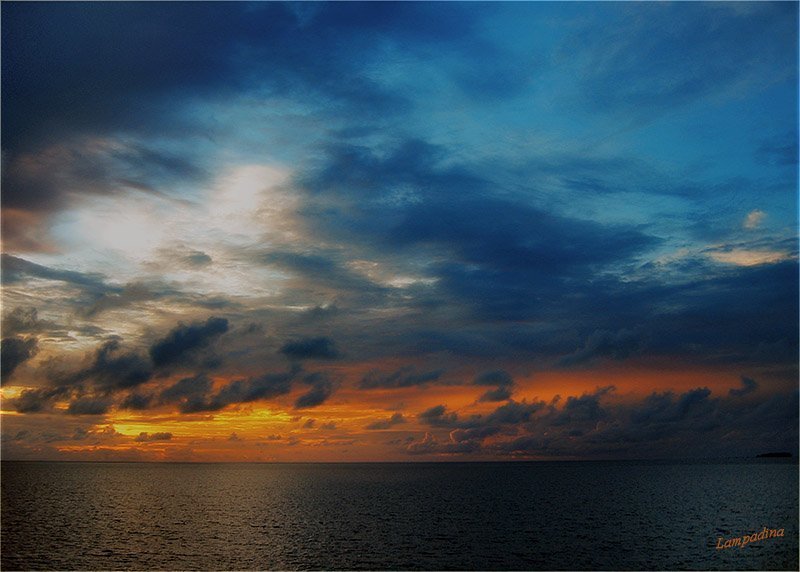 индийский океан, мальдивы, закат, штиль Одиночество в закатной палитре... фото превью