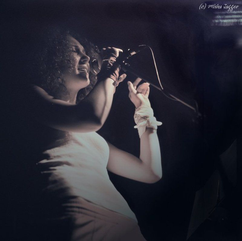 Focus In Concert. Цвет. фото превью