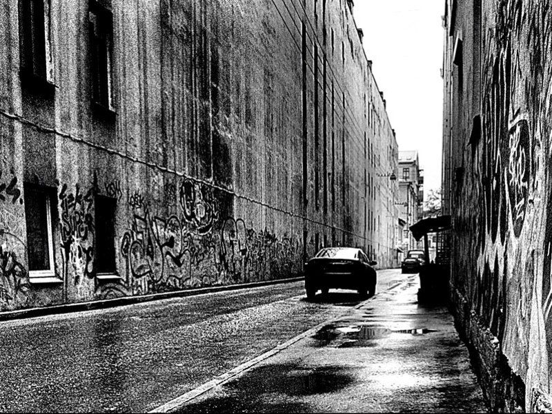 Узкие улицы Питера фото превью