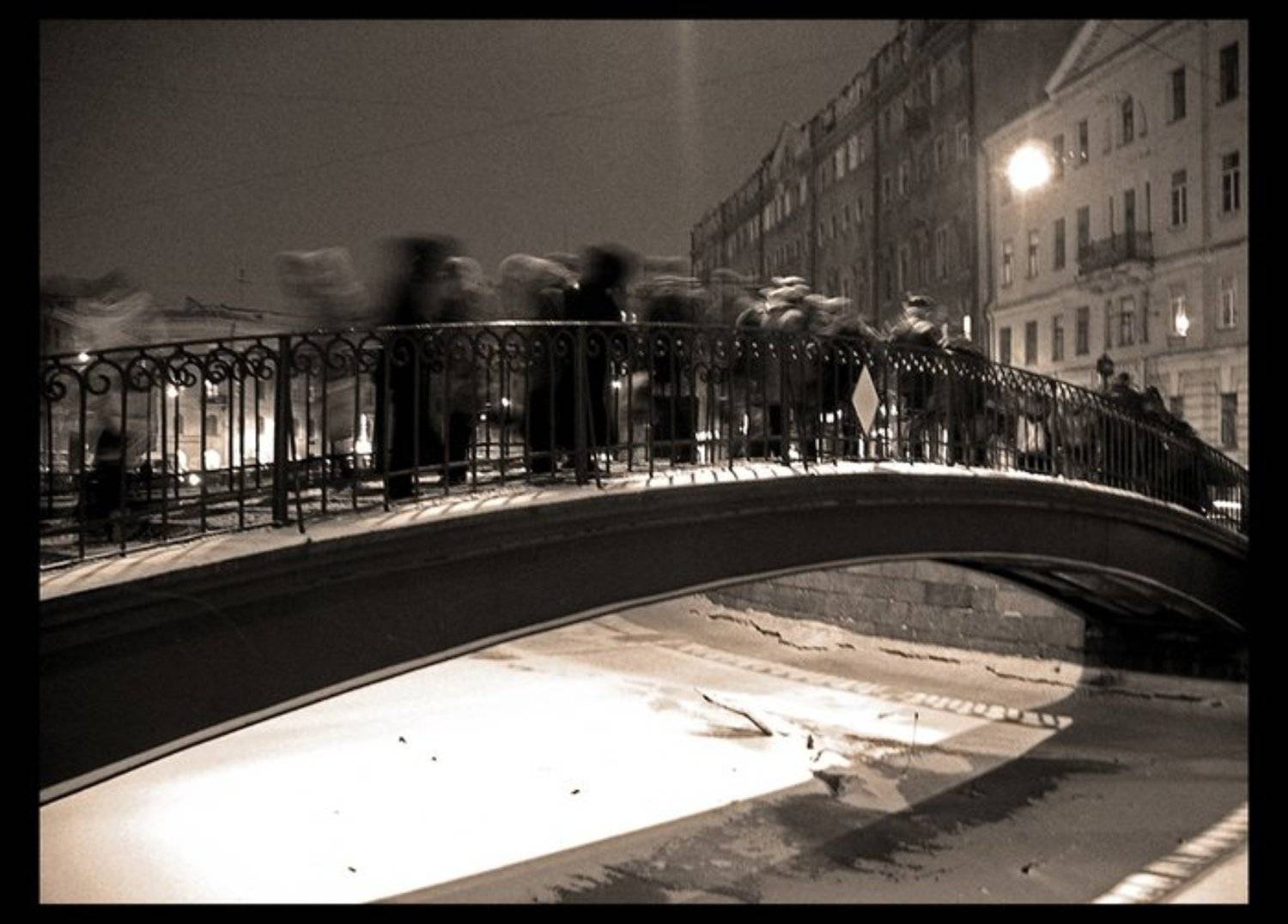 питер город тени, Астапкович Владимир