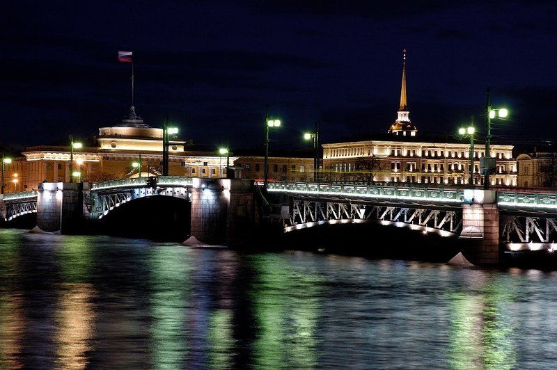 питер, зима, ночь, мост, непогода, нева Дворцовый мост фото превью