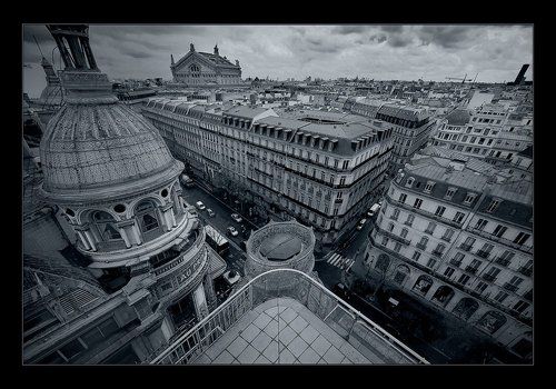 Париж везде Париж