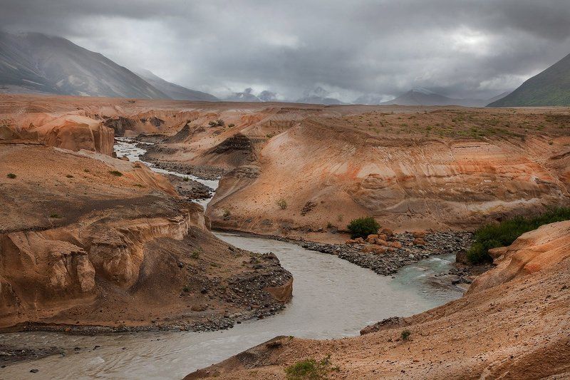 10 000 SMOKES VALLEY... SERIES фото превью