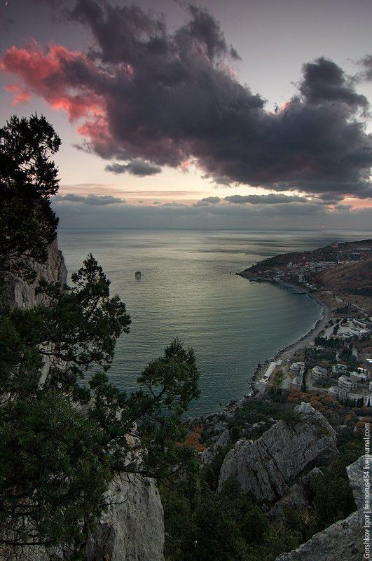 крым, горы, море, осень, закат, небо, вечер, rpp Осенний вечер на склоне горы Кошка фото превью